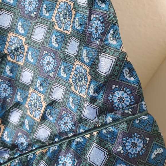 Christian Dior Monsieur Satin Robe - Picture 5 of 12